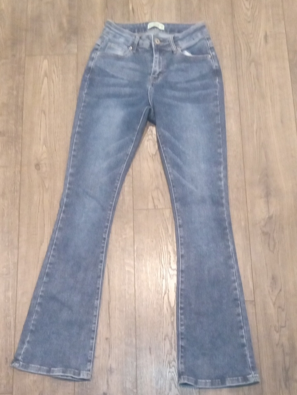 High-Rise Flared Jeans in Classic Blue